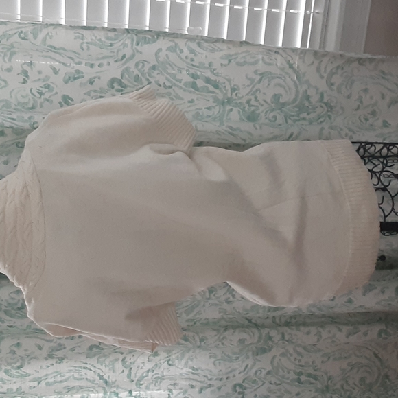 BCBG Off White Sweater Top - Picture 3 of 3